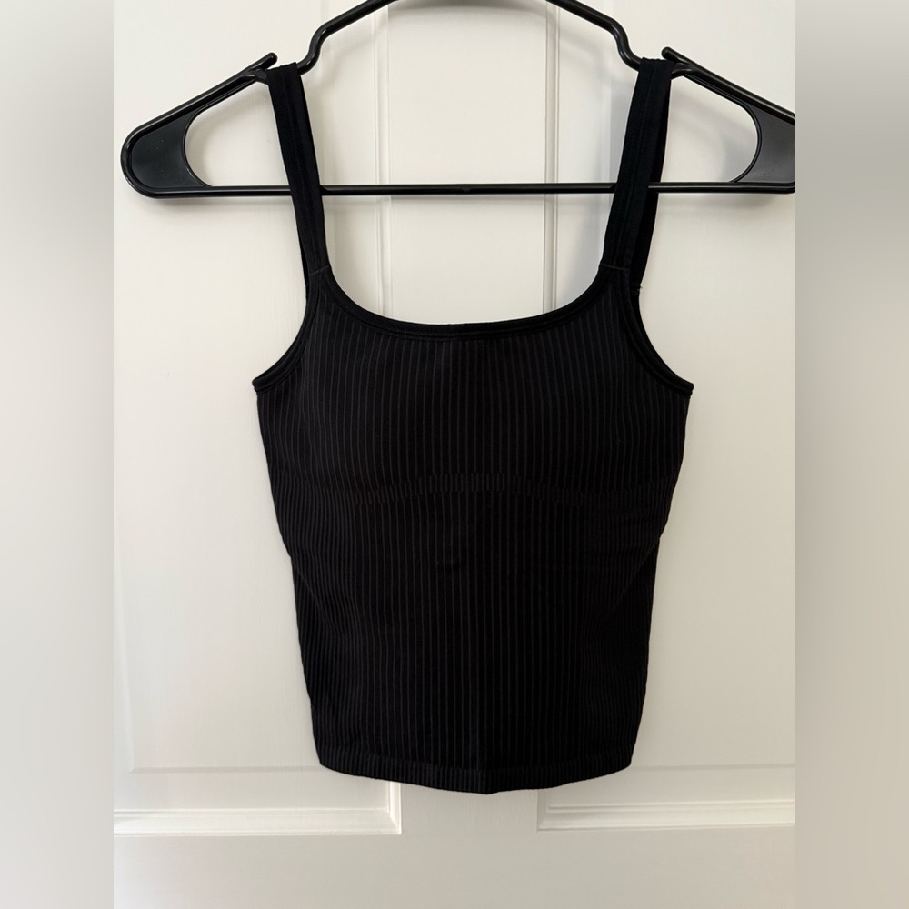Lululemon ribbed tank with built in bra